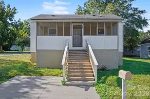 38 Pine St, Great Falls, SC 29055 - Photo 1
