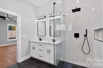 305 Chadwick Avenue, Hendersonville, NC 28792 - Photo 15