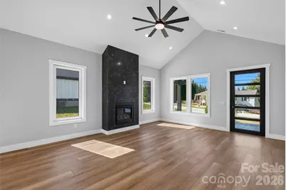 305 Chadwick Avenue, Hendersonville, NC 28792 - Photo 9