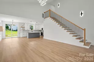 760 New Hope Rd, Flat Rock, NC 28731 - Photo 15