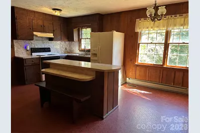 2727 Haas Lane, Lenoir, NC 28645 - Photo 5