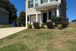 1316 Yadkin St, Statesville, NC 28677 - Photo 1