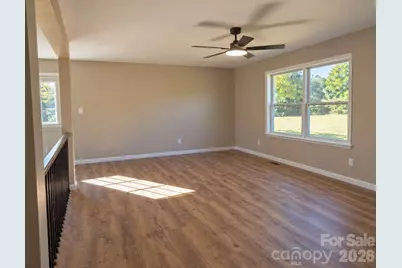 3101 Prairie Court, Lenoir, NC 28645 - Photo 3