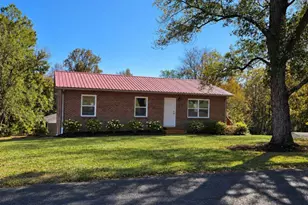 3101 Prairie Ct, Lenoir, NC 28645 - Photo 1