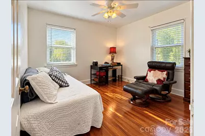 4310 Dinglewood Avenue, Charlotte, NC 28205 - Photo 7