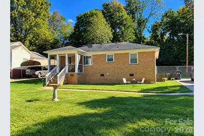 4310 Dinglewood Avenue, Charlotte, NC 28205 - Photo 1