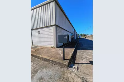911 Railroad Avenue, Rutherfordton, NC 28139 - Photo 5