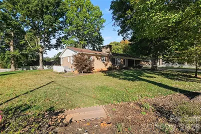 225 Edgewood Drive, Statesville, NC 28625 - Photo 31