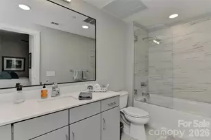 2401 Euclid Ave, Charlotte, NC 28203 - Photo 17
