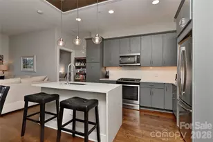2401 Euclid Ave, Charlotte, NC 28203 - Photo 5