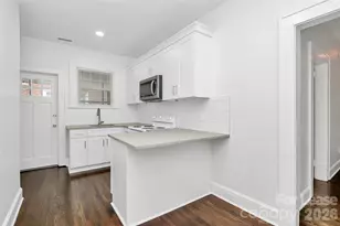 908 S York St, Gastonia, NC 28052 - Photo 5