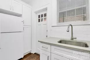 908 S York St, Gastonia, NC 28052 - Photo 7