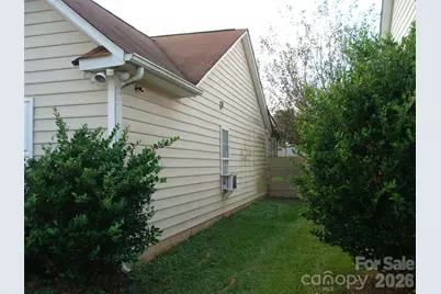 1726 Pamela Lorraine Drive, Charlotte, NC 28213 - Photo 5