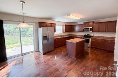900 Etta Place, Gastonia, NC 28054 - Photo 3