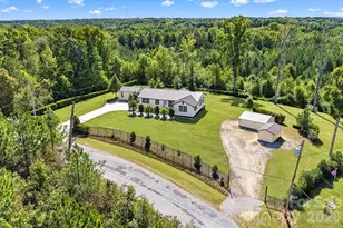 892 Taylor Dr, Lancaster, SC 29720 - Photo 1
