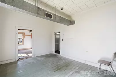 706 Old North Main Street, Clover, SC 29710 - Photo 13