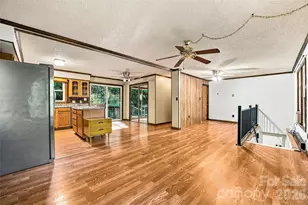 376 Roberts Hill Rd, Marshall, NC 28753 - Photo 7
