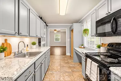 224 Herndon Avenue, York, SC 29745 - Photo 3
