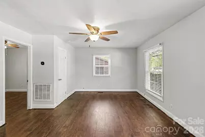 224 Herndon Avenue, York, SC 29745 - Photo 11