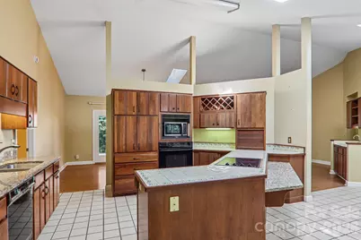 108 Kenwood Drive, Hendersonville, NC 28739 - Photo 17