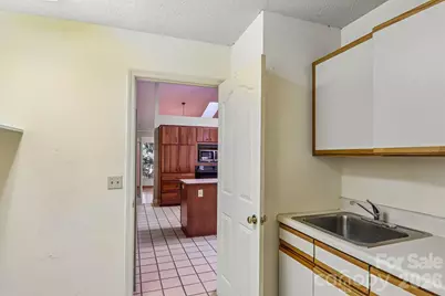 108 Kenwood Drive, Hendersonville, NC 28739 - Photo 29