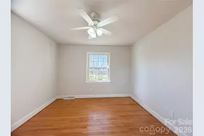 1512 Buckingham Avenue, Gastonia, NC 28054 - Photo 17