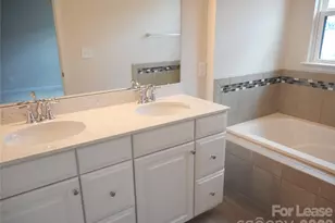 1563 S Church St, Charlotte, NC 28203 - Photo 11