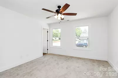 18 4th Avenue SE, Hickory, NC 28602 - Photo 37
