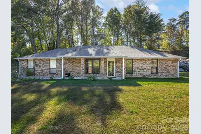 110 Shelly Drive, Hendersonville, NC 28792 - Photo 1