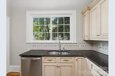 707 S York Street, Gastonia, NC 28052 - Photo 13