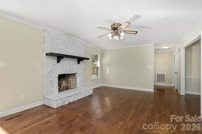 3121 Lakeside Circle, Belmont, NC 28012 - Photo 5
