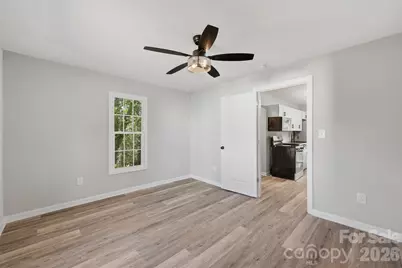 333 Derby Avenue, Newton, NC 28658 - Photo 35