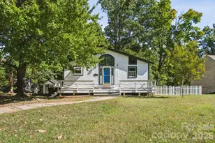 3106 Point Clear Dr, Tega Cay, SC 29708 - Photo 1