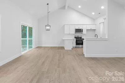 1520 Holly Court NW, Lenoir, NC 28645 - Photo 5