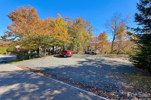 367 Skyleaf Dr, Sugar Mountain, NC 28604 - Photo 25