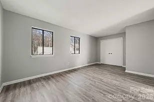 6134 Bent Tree Ct, Charlotte, NC 28212 - Photo 9