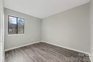 6134 Bent Tree Ct, Charlotte, NC 28212 - Photo 11