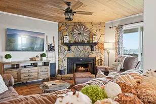 301 Pinnacle Inn Rd, Beech Mountain, NC 28604 - Photo 17