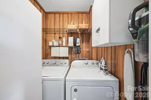 301 Pinnacle Inn Rd, Beech Mountain, NC 28604 - Photo 27