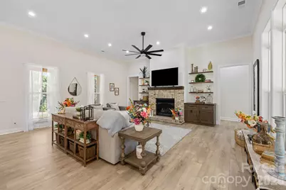 2137 Overbrook Way, Kershaw, SC 29067 - Photo 5