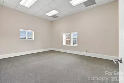 6810 US Highway 421 Highway, Wilkesboro, NC 28697 - Photo 33