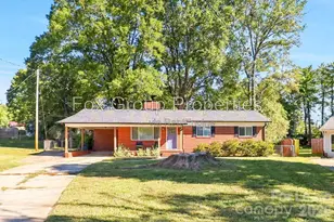 824 Kerley Ct, Statesville, NC 28677 - Photo 1