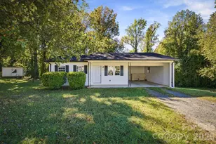 2476 Watts St, Morganton, NC 28655 - Photo 1