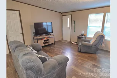 3080 Medicine Bow None, Claremont, NC 28610 - Photo 5