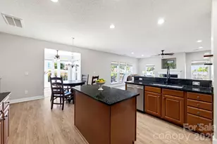 4425 Golden View Dr, Charlotte, NC 28278 - Photo 17