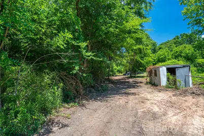 000 Peach Street, Mount Holly, NC 28120 - Photo 35