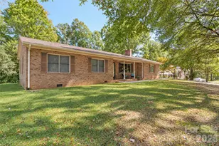 206 Bleynat St, Valdese, NC 28690 - Photo 1