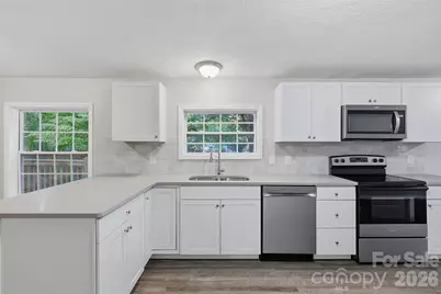 3363 Stony Brook Circle, Newton, NC 28658 - Photo 15