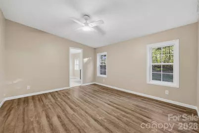 3363 Stony Brook Circle, Newton, NC 28658 - Photo 21