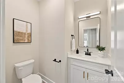 2207 W Seventh Avenue, Gastonia, NC 28052 - Photo 29